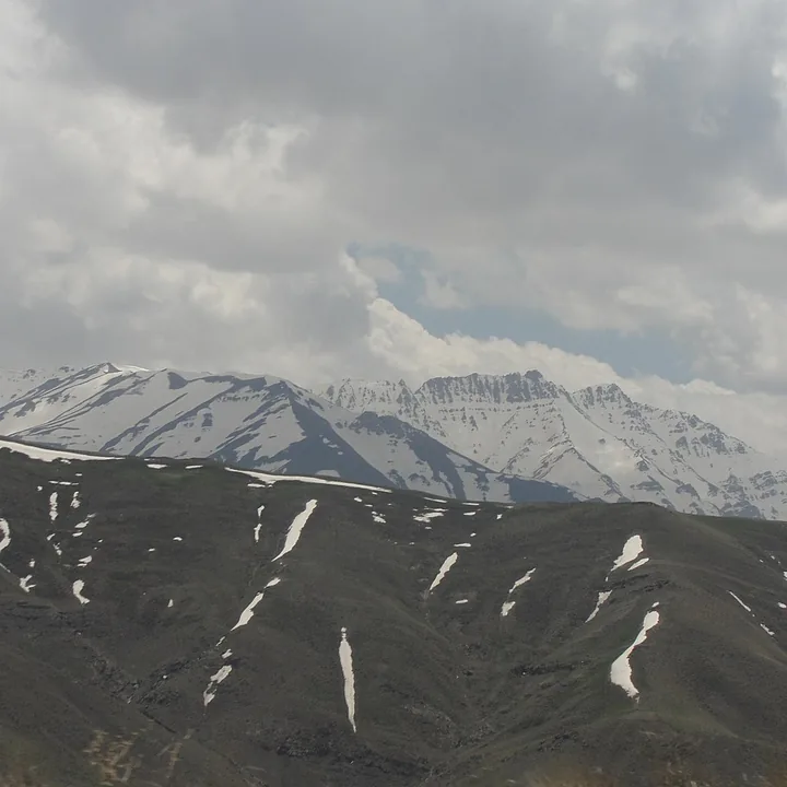 Harzeh Kooh in Tehran