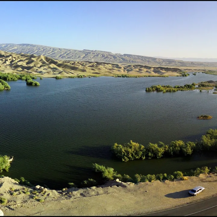 Mahmeleh Dam in Fars