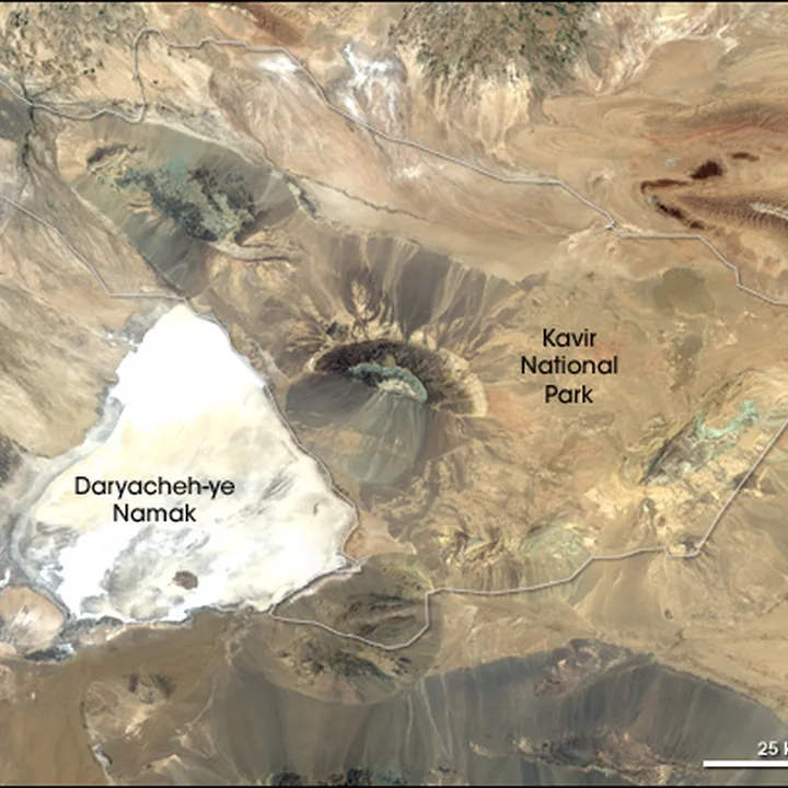 دریاچه نمک قم in Semnan