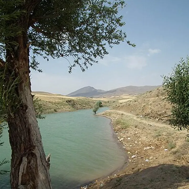 Rudkhaneh-ye Hendudar in Markazi