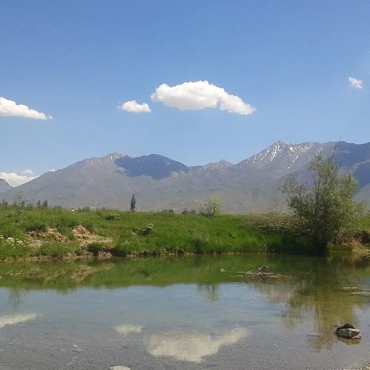 Qareh-Chay river in Markazi