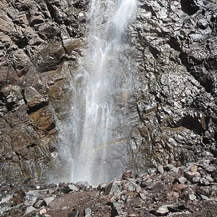 Shole Bon seasonal waterfall in Alborz