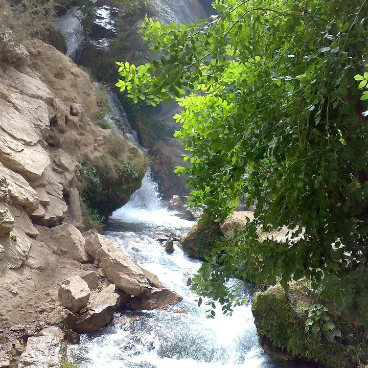 آبشار آتشگاه in Chaharmahal and Bakhtiari